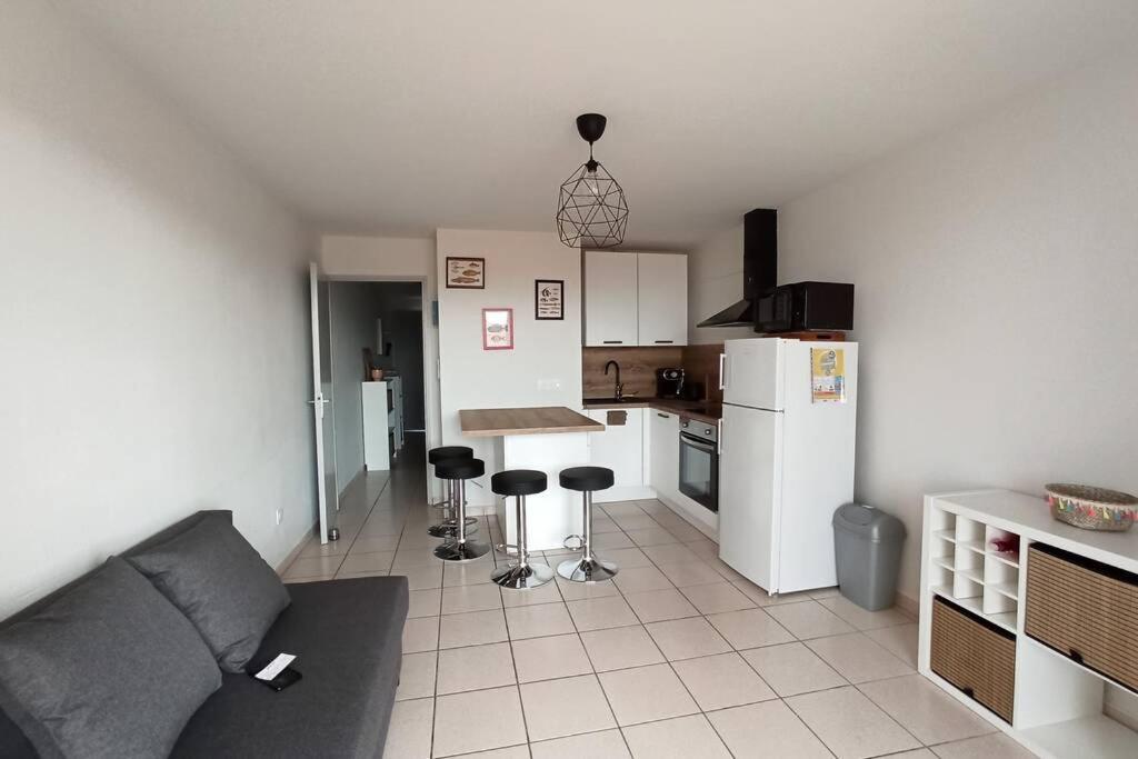 Apartment F2 Proche Des Criques Et Thalasso